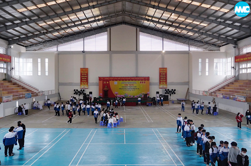 Buổi khám sức khỏe định kỳ của trường THPT Chuyên Nguyễn Trãi năm học 2022-2023